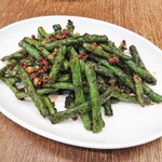 翡翠拉麵小籠包 - 乾煸四季豆