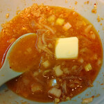 顎で喰らえ - スープ割（少な目）＋バター