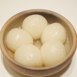 よーじやカフェ - あったかい白玉がついてきます。