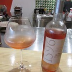 Ryoriya Takashima - グラスワイン ロゼ～VIN RUSPO BARCO REALE DI CARMIGNANO ROSATO ARTIMINO 1596
