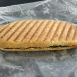 小麦香る男 - 切り干しマサラと焼きナスパニーノ