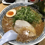 丸源ラーメン - ネギとんこつラーメン白