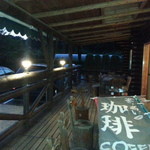 ほっとステーション基山 - テラスの座席・・・もう片付けられてます。