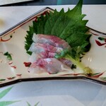 AQUA DINING CAFE 瓢黎 - お造りはイサキ