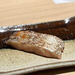 匠 進吾 - 太刀魚は、酒盗醤油に漬けて。
      はい、ちゃんと呑みます(^^)