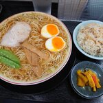 みずさわ屋 - 煮卵入りランチ（￥1,067)