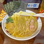 Yokohama Ramen Nanana Naya - 麺は丸山製麺の 弐七家さん特注麺