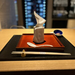 眞善美 - テーブル