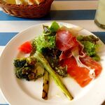 「本日の前菜盛り合わせ 3種」