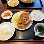 Etsuraikou - 中華定食 若鶏の唐揚げ ¥800-