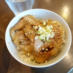 Menya Uryuu - 炙りチャー飯（小：380円）