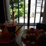 リトルジュースバー - 窓