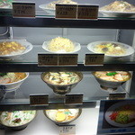 菊凰 - 店頭ディスプレイ