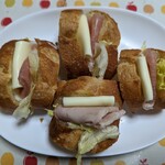 ベーカリー&ペストリー・ショップ - お手軽サンドイッチに