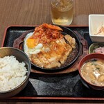 家庭料理和 - 豚テキ定食¥880-