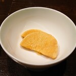 蛇の目寿司 - 大根の漬物