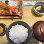 まるは食堂 - エビフライ定食