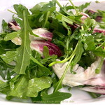 ガストロノミア ヨシ - ２種の葉物野菜サラダ（これも特注）