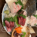 日本酒と朝獲れ鮮魚 源の蔵 - 