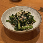 Ebi Den - 生海苔とニラの胡麻風味和え