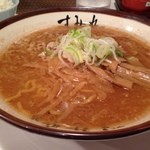 すみれ - 暑い夏こそ、舌が火傷する熱いラーメンを食べてやるぜ！  味噌ラーメン！  