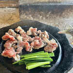山見茶屋 - 馬肉の溶岩焼き