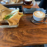 Cafe +8101 - 