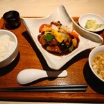 ビストロシノワ陽 - 酢豚定食　税込み価格1100円