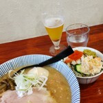 Yaki Miso Ramen Yadoya - 味玉味噌 1100円、スポット限定飯 600円、グラスビール 400円
