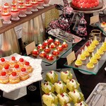 メープルカフェ - Cherry & Pistachio Sweets Collection 2023