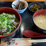 お食事処　燦 - あじたたき丼 980円。