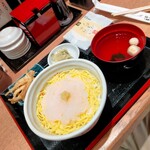 205852077 - 白えび刺身丼 2190円