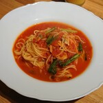 CASA ROMANE - あさり・小松菜のトマトソースパスタ