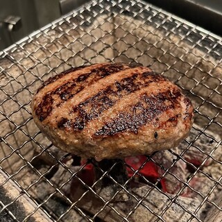 そのままで美味しい絶品ハンバーグ