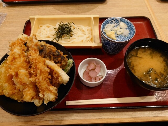 築地食堂 源ちゃん 五所川原ELM店 - 五所川原（海鮮）の写真