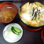 しのぶ食堂 - カツ丼￥７００