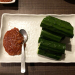 肉山 - 10．冷やしきゅうりと豆味噌