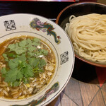 オールドラーメンショップ 逆流 - (限定)ラッサムダイブ　1,200円　中盛100円　パクチー増し150円