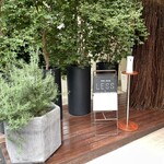 LESS Labo - サイン