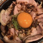 自家製手もみ麺 鈴ノ木 - 限定ごはん①  ローストポーク丼   450円