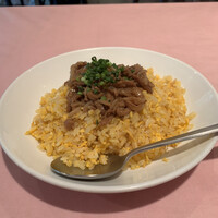 シェフス - 肉乗せチャーハン