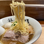 銀座 八五 - 麺は‼️ 浅草開化楼製
      （この麺にハズレは無いですね、来ましたね）