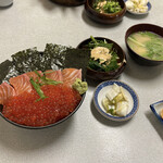 大乃家食堂 - 海鮮親子丼　1,800円