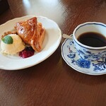 大正浪漫喫茶室 - スペシャルプレート､コーヒー