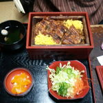 うなぎの留さん - お店のせいろ蒸し(並)です。野菜の三杯酢漬けは美味いです。お代わりも可能・・・