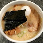 ちゃーしゅー麺(並、とんしお)1250円+味玉150円