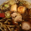 焼き鳥 福よし - もつそば(ハーフ）、串からもつ串をはずしていただきます♪(2023年5月)