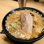 蔵出し醸造味噌ラーメン えんまる - 