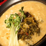 麺酒房 龍安 - 担々麺（大盛）