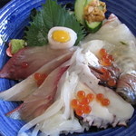 道の駅かまえ Buri Laboratory - 海鮮丼　1150円
